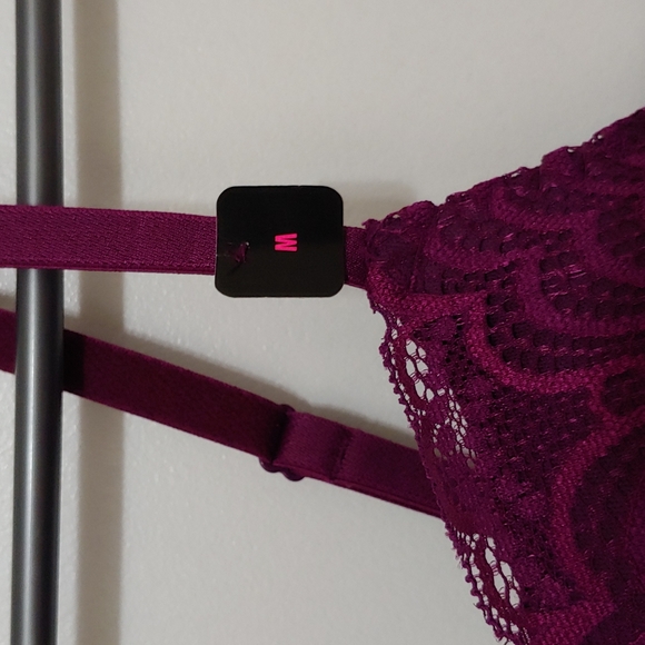 ๐ La Senza Bodysuit - NWT - Picture 10 of 13